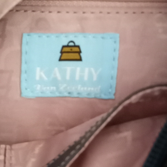 Purse - Picture 3 of 4